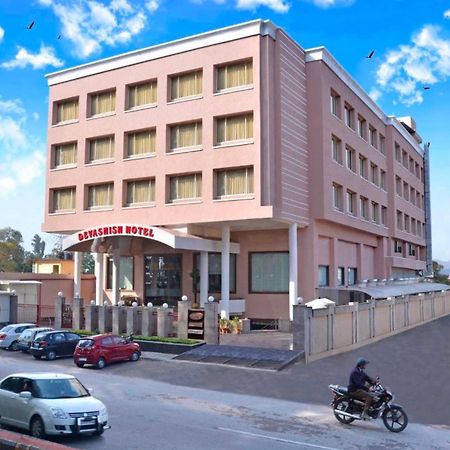 Hotel Devashish Haldwāni Eksteriør billede